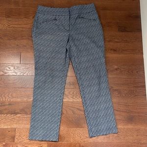 Anne Taylor Blue print dress pants slightly cropped